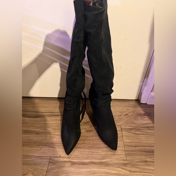 Aisha Lace up slouchy boots - Picture 2 of 4